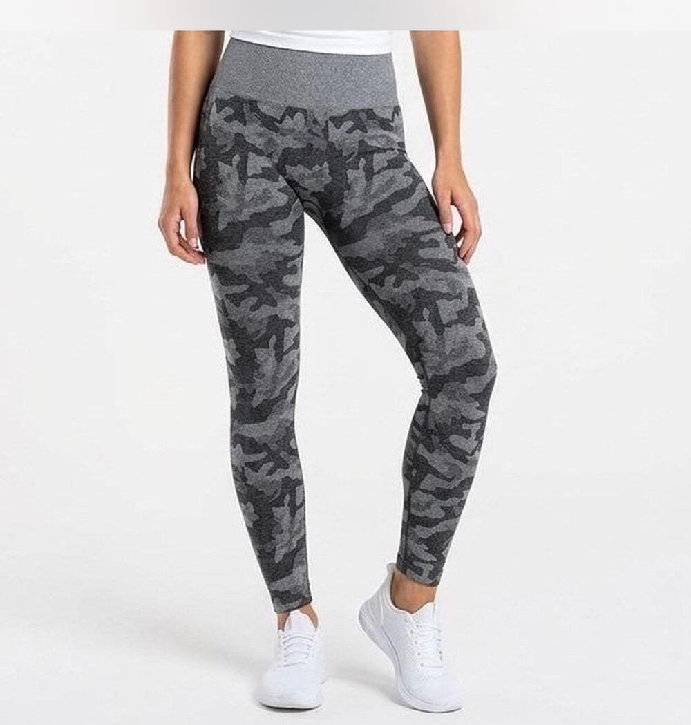 NVGTN Camo Seamless High Waisted Leggings Womens Medium Gray Workout Pants